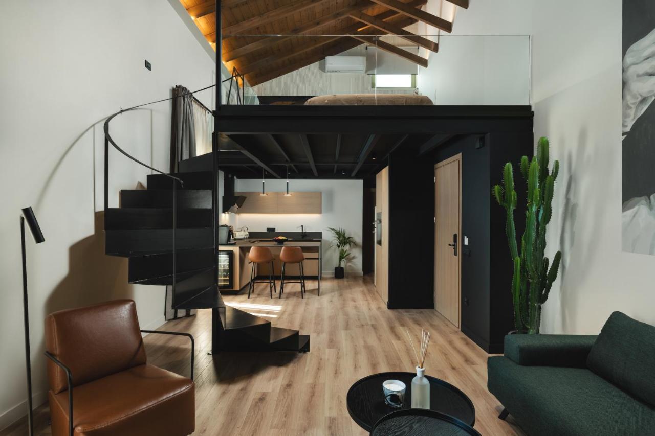 Urban Lofts Chrissi Akti Chania Exterior foto